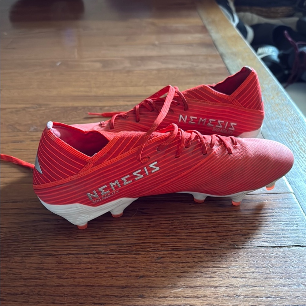 Adidas Nemeziz Bold Red Cleats like new